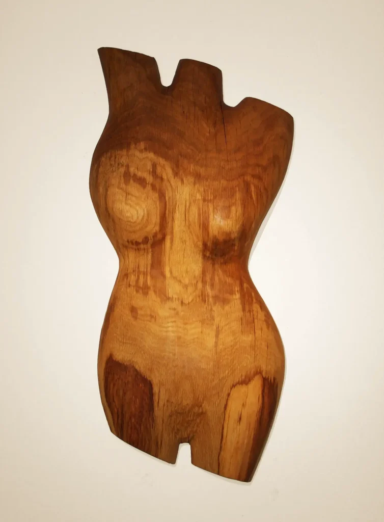 „Anastasia Torso“, 2024 von Hermann Eckerstorfer aus der Kunstsammlung Arnoldina im Schmankerlwirt Vorderweißenbach