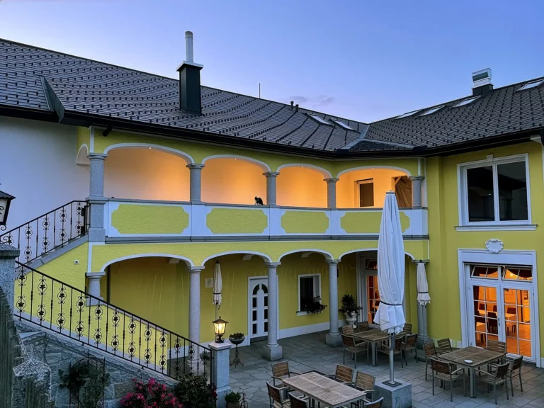 Innenhof beim Schmankerlwirt in Vorderweißenbach im Mühlviertel
