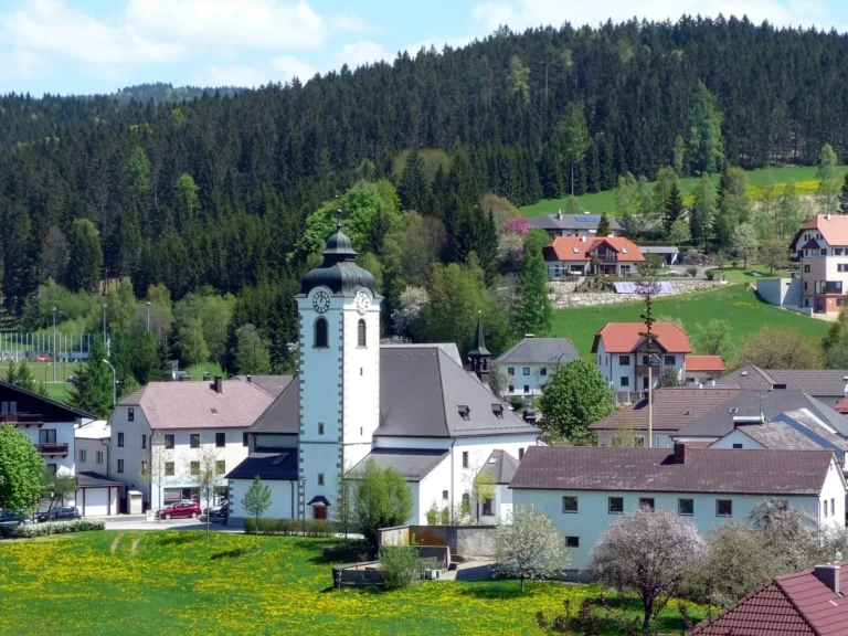 Rund um uns: Vorderweißenbach im oberen Mühlviertel, Heimatgemeinde des Schmankerlwirts
